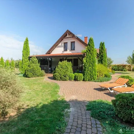 Holiday home Dom W Sielskim Klimacie W Sercu Mazur Ryn (Warmian-Masurian)