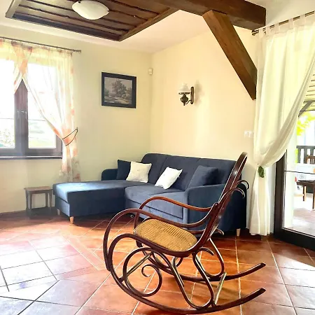 Dom W Sielskim Klimacie W Sercu Mazur Holiday home Ryn (Warmian-Masurian)